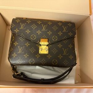 Louis Vuitton Monogram Metis Pochette Shoulder Bag - Brown and Gold